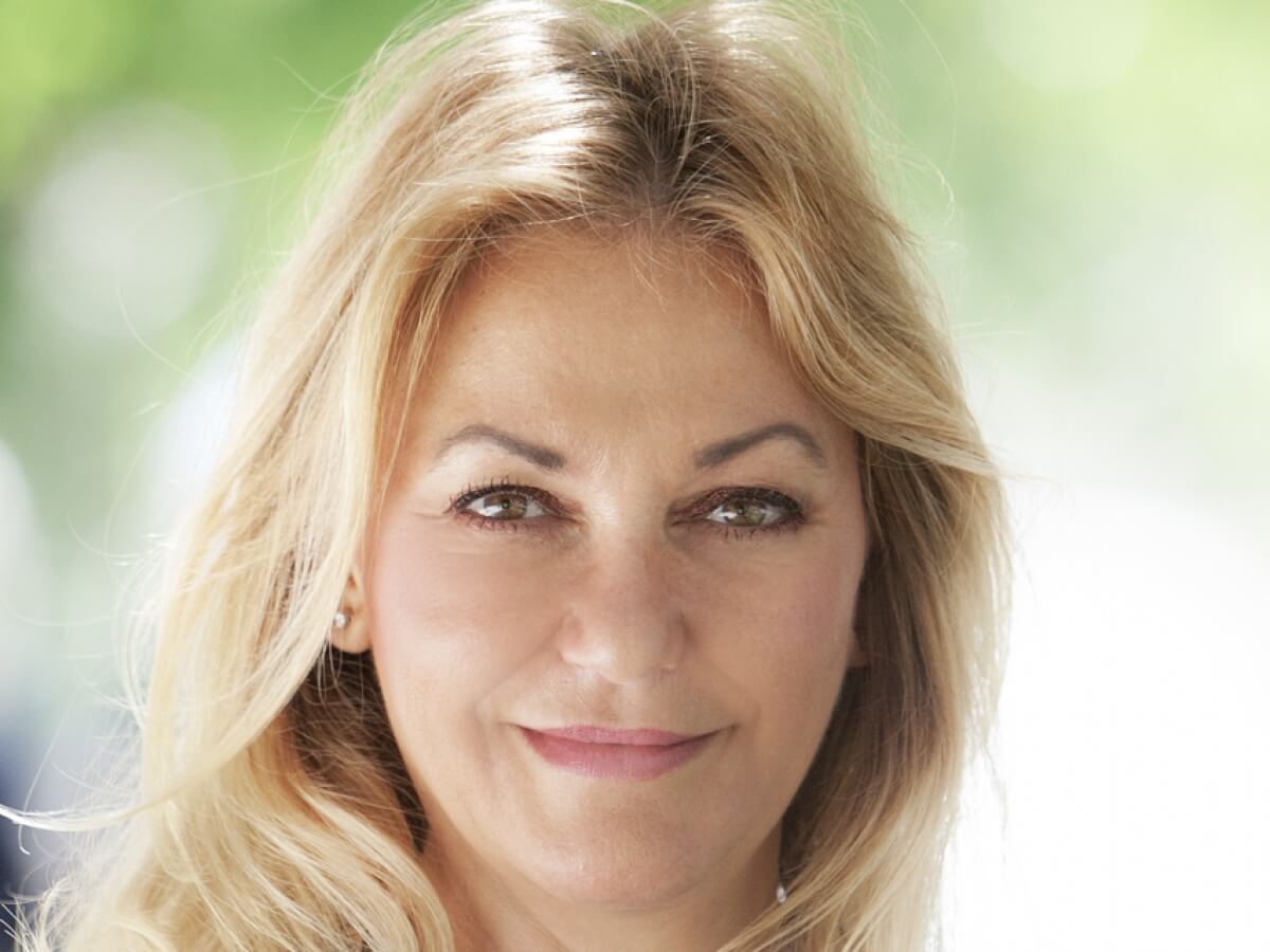 Estelle Castres - (c) BlackRock