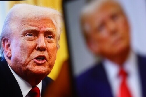 Trump face à des accusations de délit d'initié : une affaire qui secoue Wall Street