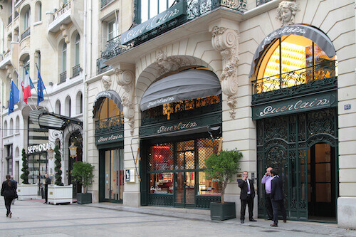 Fréquentation en baisse, mais signaux positifs sur l'immobilier commercial parisien