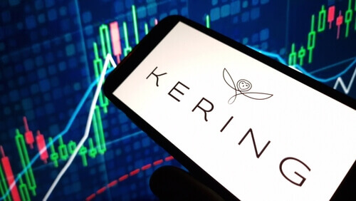 Kering lance une vaste réorganisation et crée deux pôles stratégiques