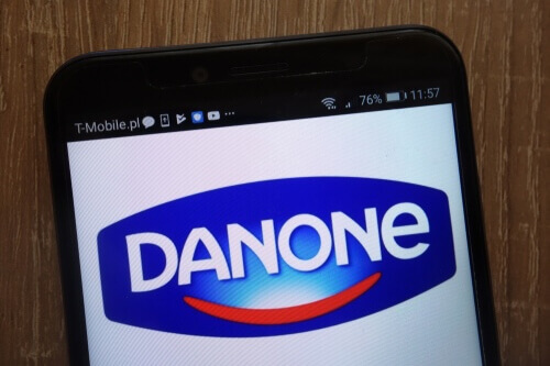 Danone élargit ses rappels de lait infantile à six pays européens suite à la détection de céréulide