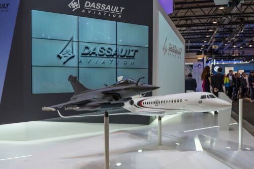 L'action Dassault Aviation franchit un nouveau sommet historique à 339,40 euros