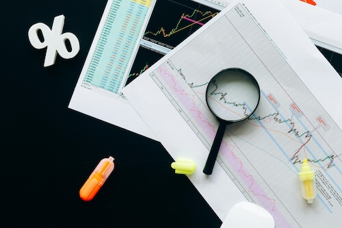 RSI en day trading vs swing trading : quelles différences d'utilisation