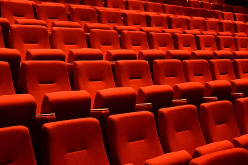 Kinepolis Signs Deal to Acquire 13 Showcase Cinemas in the US for $30 Million