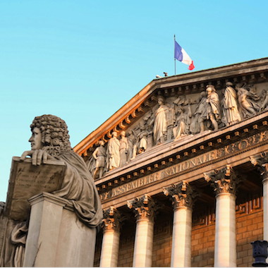 5c16bdfea41c8.png La création et le vote d'une loi, comment ça marche ?