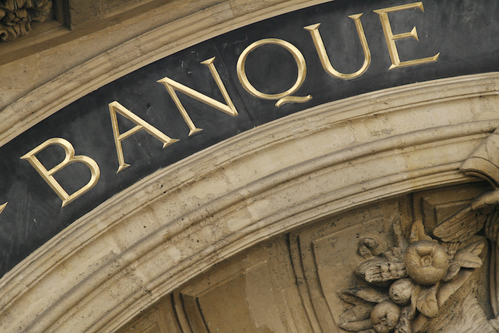 440 milliards d'euros sur les comptes courants : les Français épargnent à perte !