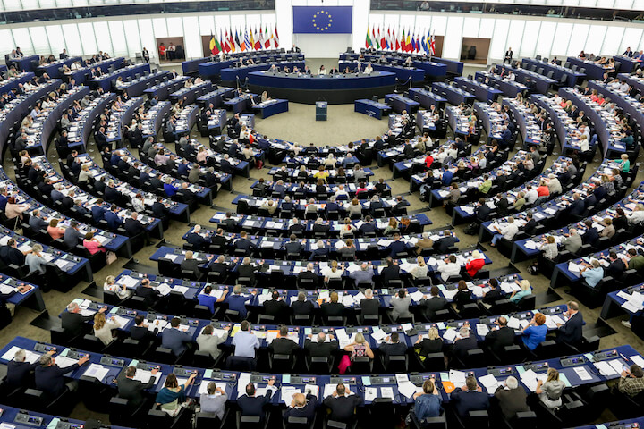Dossier spécial élections européennes : le comparatif des projets