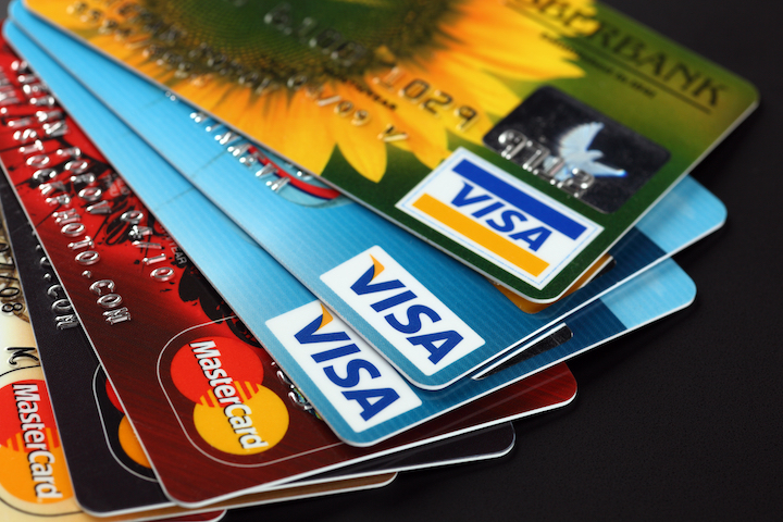 Pourquoi choisir une carte bancaire professionnelle comme moyen de paiement pour son entreprise ?