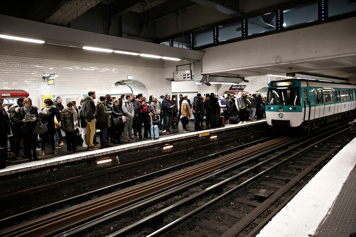 Pourquoi la grève de la RATP est-elle aussi suivie ?