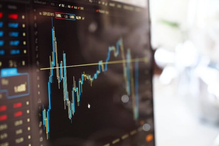 Utiliser l'analyse technique pour optimiser ses investissements