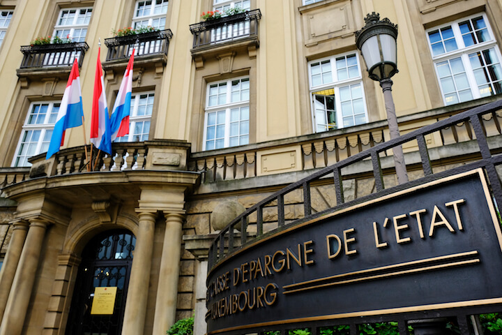 Pourquoi l'assurance-vie luxembourgeoise séduit les particuliers aisés