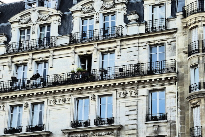 Avec les prix et les taux en hausse, le marché immobilier peut-il tenir ?