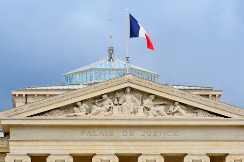 Recours abusifs : 3 ans de prison ferme et 3,4 millions d'amende pour un marseillais